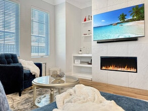 Building Photo - 413 W Lenoir St