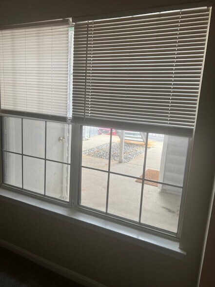 Building Photo - 14015 Vista Dr