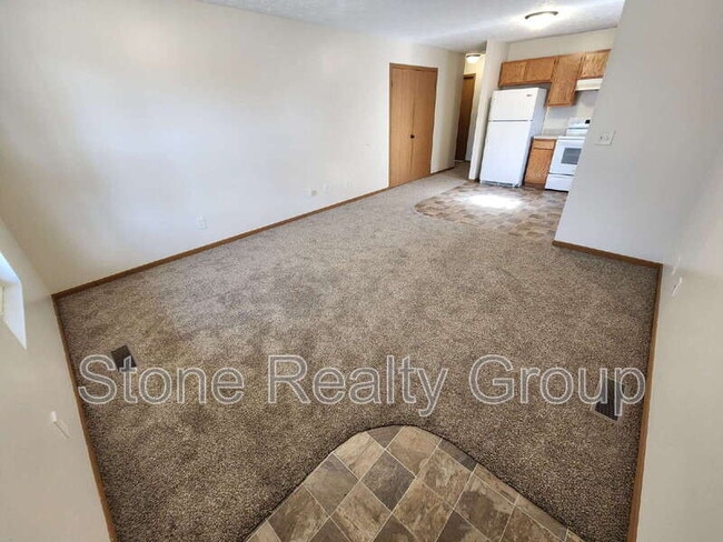 Building Photo - 709 N 25th St