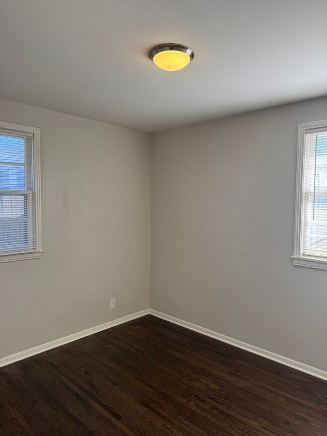 Building Photo - 1108 Bell Grimes Ln