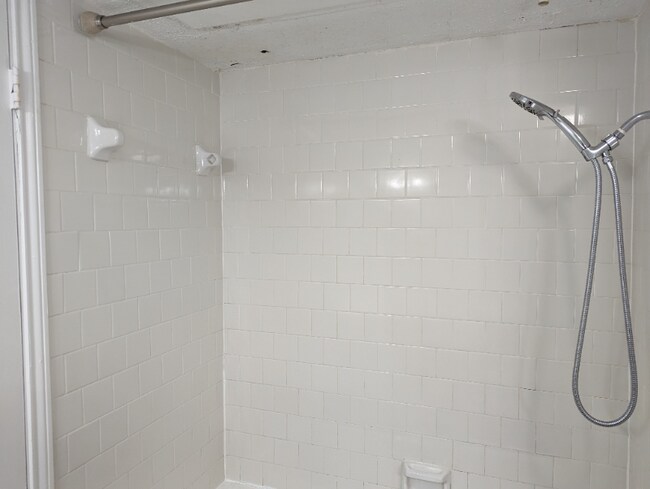 Building Photo - 4100 North St