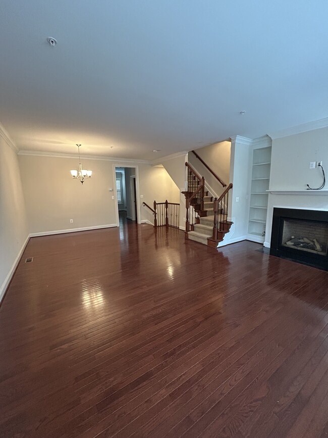 Building Photo - 617 Sprintsail Way