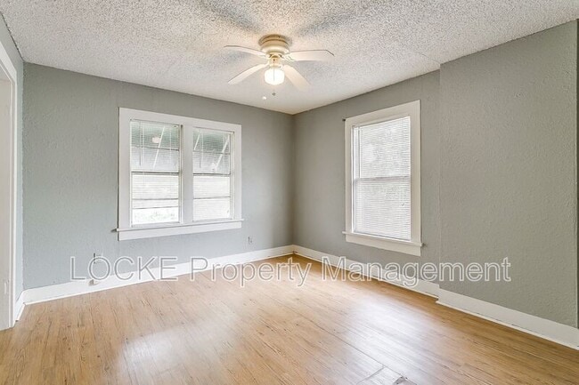 Building Photo - 1411 6th Ave