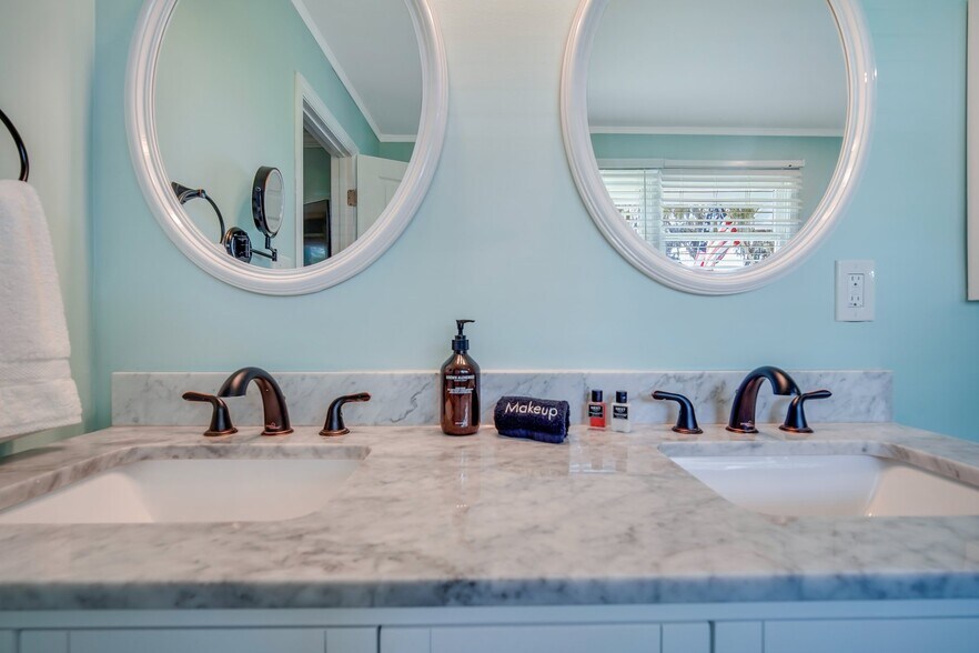 master vanity - 1704 Camellia Rd