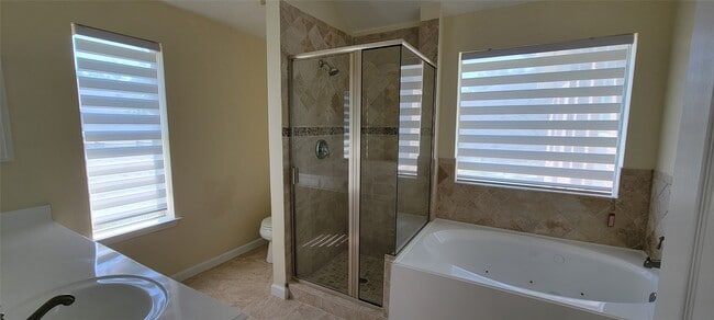 Building Photo - 16306 April Ridge Dr