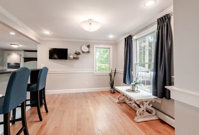 Building Photo - 45 Indian Hill Ave