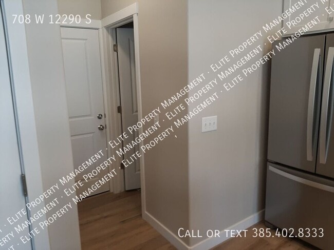 Building Photo - 708 W 12290 S