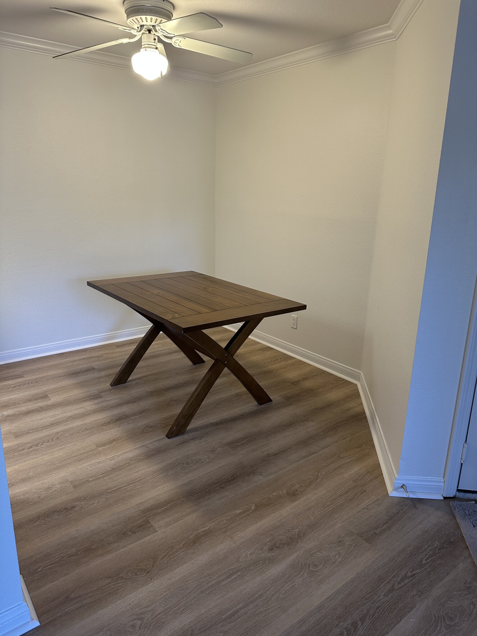 Building Photo - 12067 Alta Carmel Ct