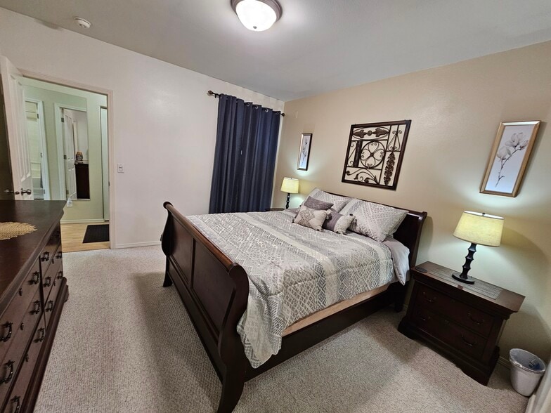 Building Photo - 3030 Lore Rd