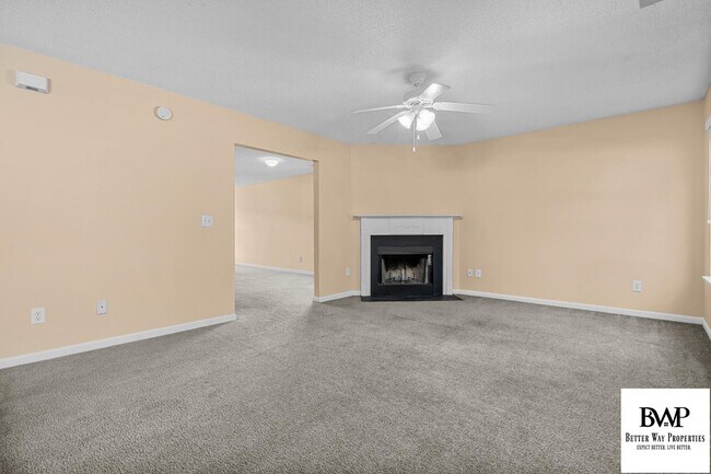 Building Photo - 233 Rosebrook Dr