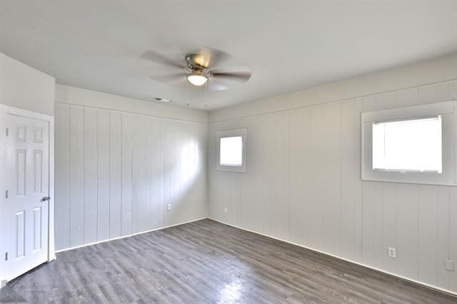 Building Photo - 866 Beech St