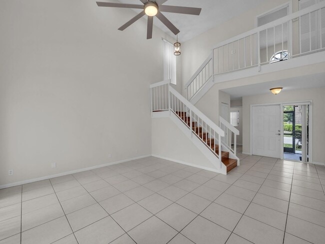 Building Photo - 1744 Shoreside Cir