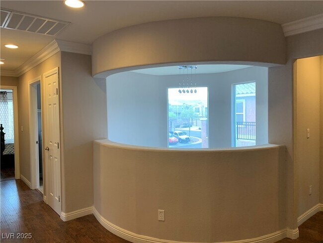 Building Photo - 9024 Semillon St