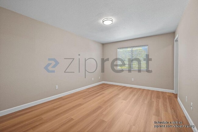 Building Photo - 8106 Westport Cir