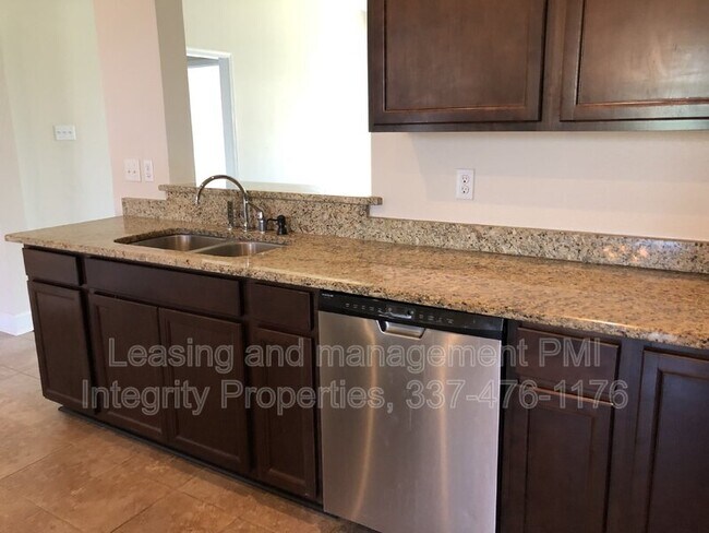Building Photo - 103 Wood Moss Wy