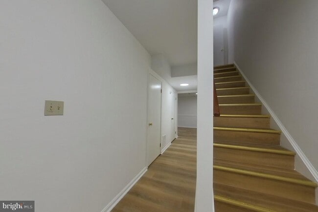 Building Photo - 4939 McFarland Dr