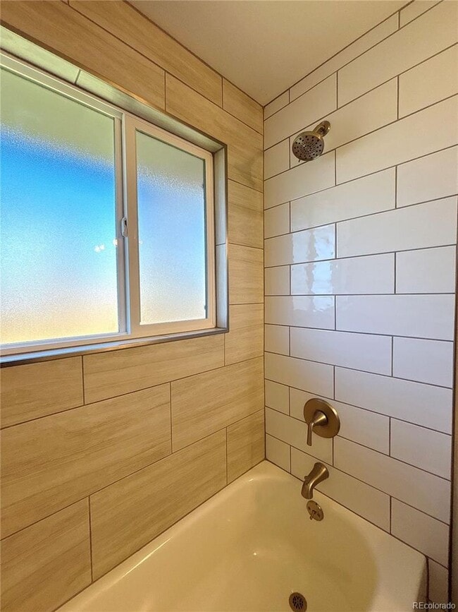 Building Photo - Total Remodel Available NOW!