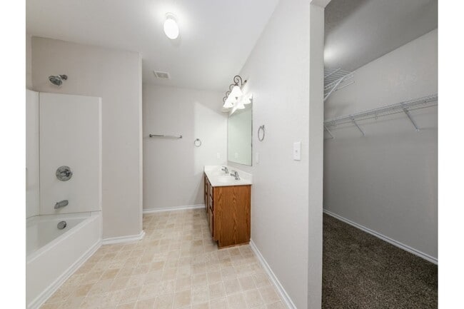 Building Photo - 6022 Plumbago Pl