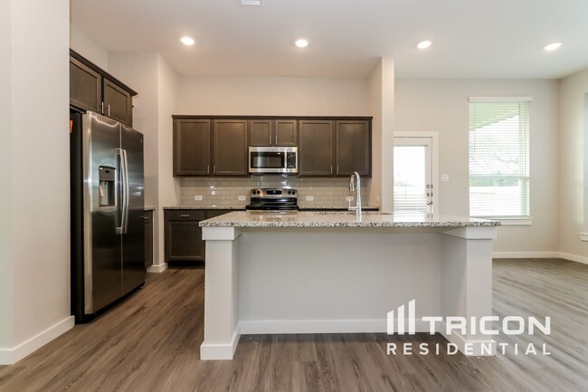 Building Photo - 2403 Cohorn Trl