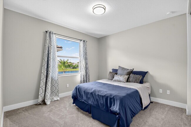 Building Photo - 7303 Estero Dr