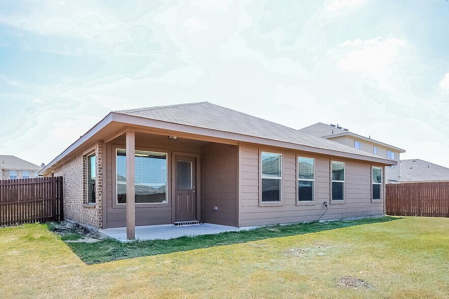 Building Photo - 8616 Fawn Hill Ct