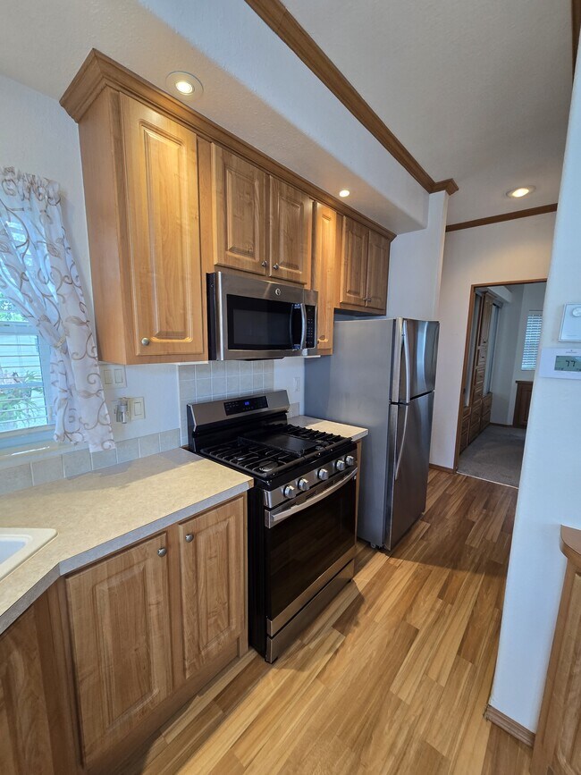 Building Photo - 1377 Mainsail Ln