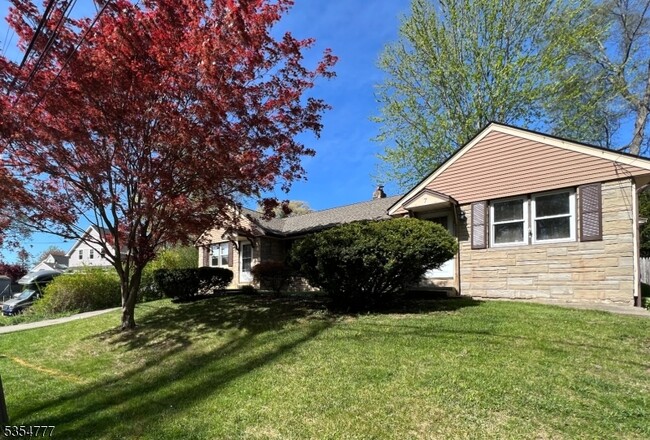 Primary Photo - 5 Southard Rd