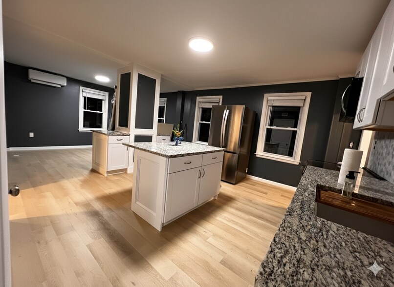 Building Photo - 143 Foote St