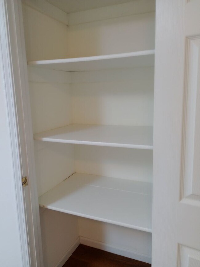 Building Photo - 3500-3502 Delmar Ct.