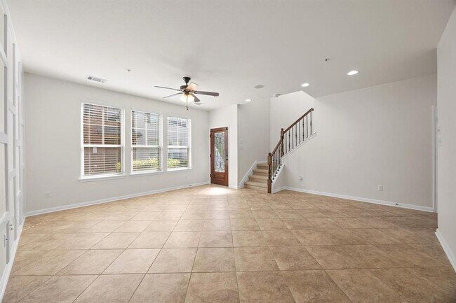 Building Photo - 7220 Wyoming Springs Dr