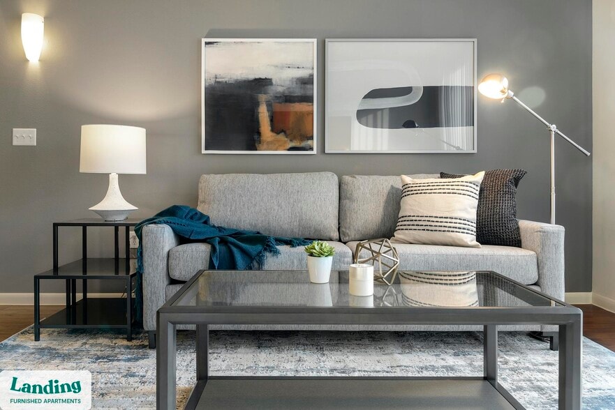 Primary Photo - 404 Gallop Ln