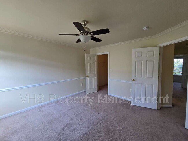 Building Photo - 6186 Library Ln