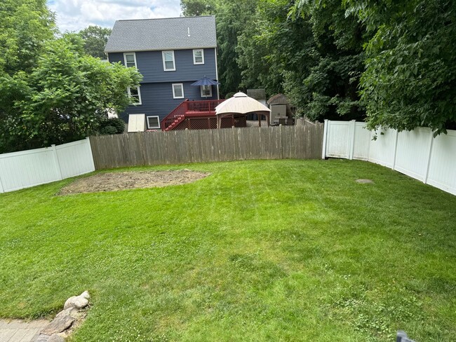 Building Photo - Modern 3 Bedroom Single Family - Available...