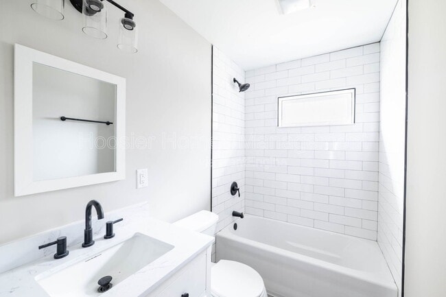 Building Photo - 3850 N Capitol Ave