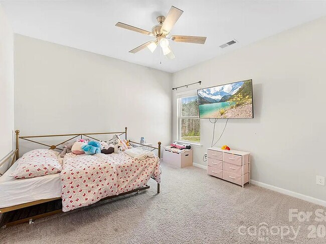 Building Photo - Earn Wealth While Leasing - Like a Homeowner - Lease to Own