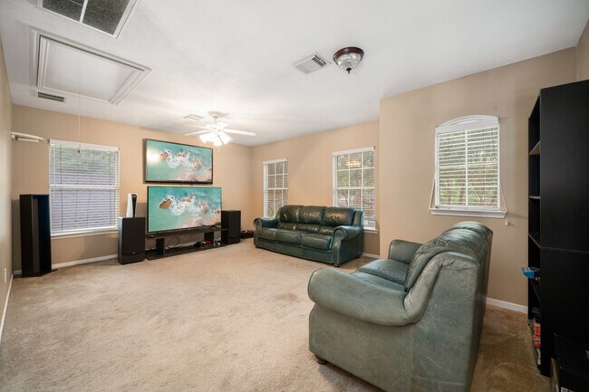 Building Photo - 13835 Cane Valley Ct