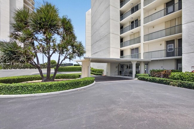 Building Photo - 5400 N Ocean Dr