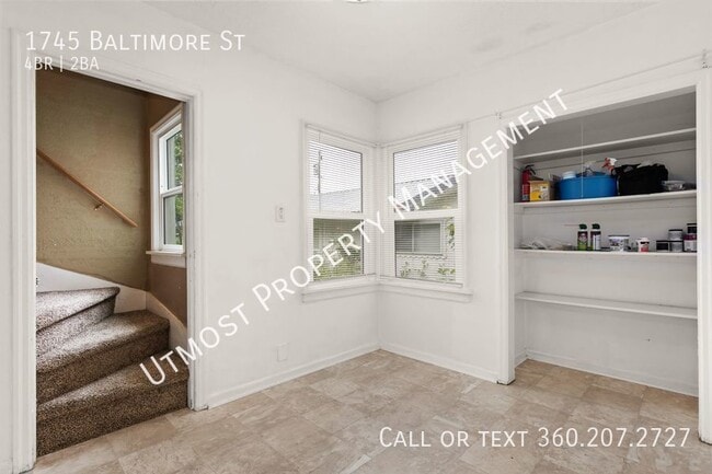 Building Photo - 1745 Baltimore St