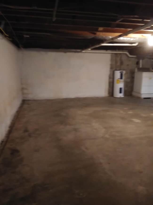 Building Photo - 701 S James St