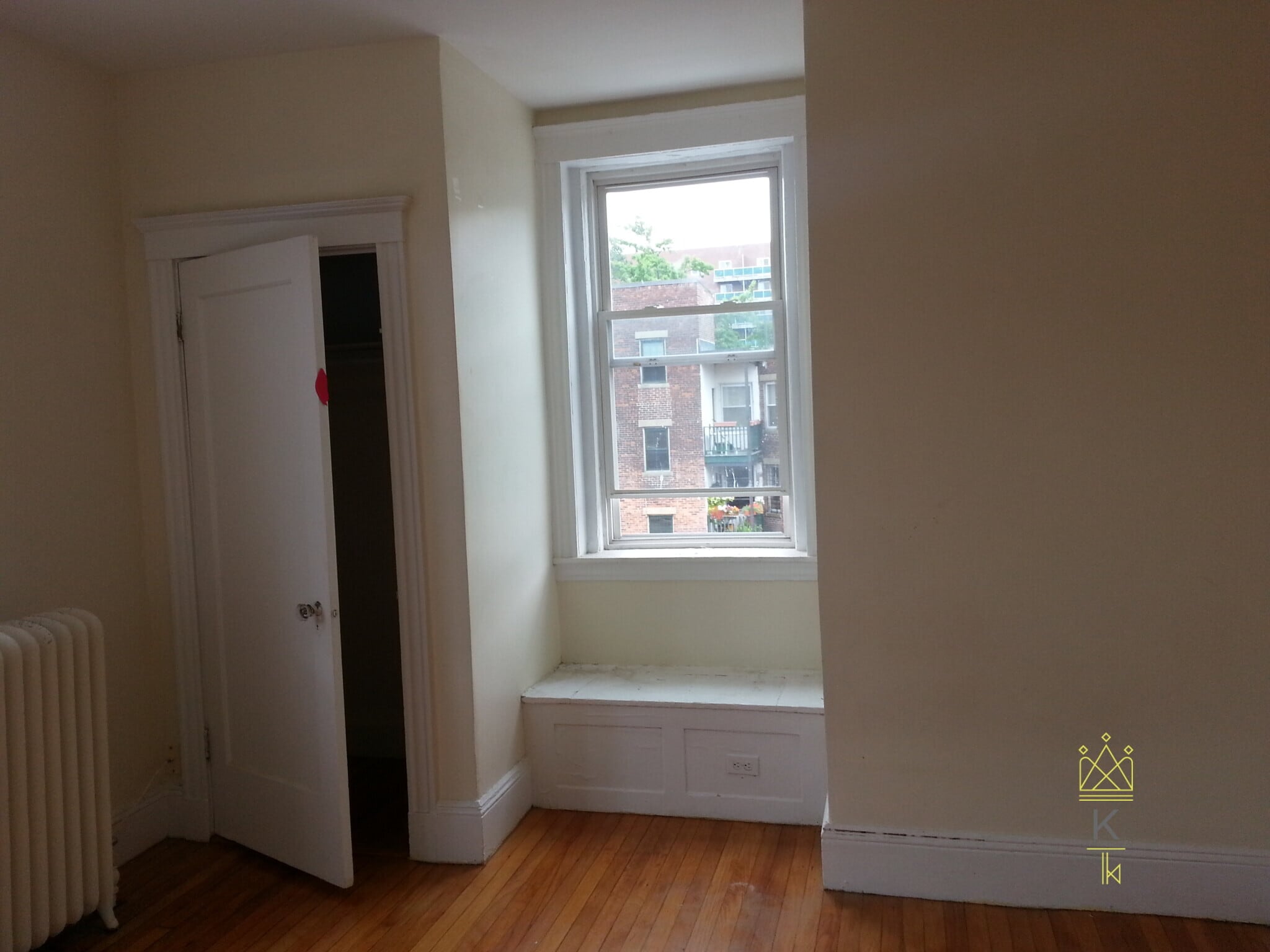 Building Photo - 62 Egmont St