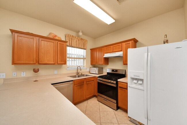 Building Photo - 8106 Montague Manor Ln