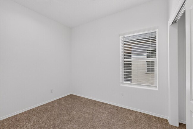 Building Photo - 280 Prism Ave SW