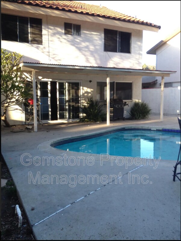 Building Photo - 5233 Countryside Dr