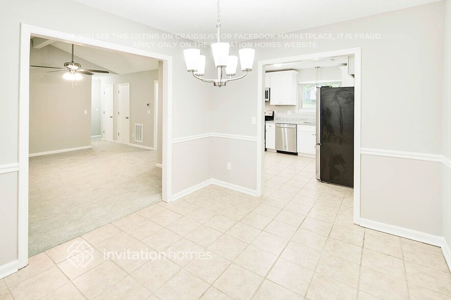 Building Photo - 7820 Hickory Hollow Ln