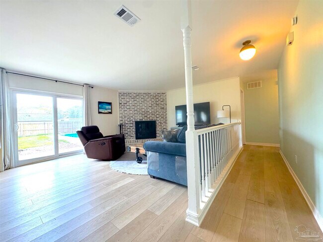 Building Photo - 3585 Riddick Dr