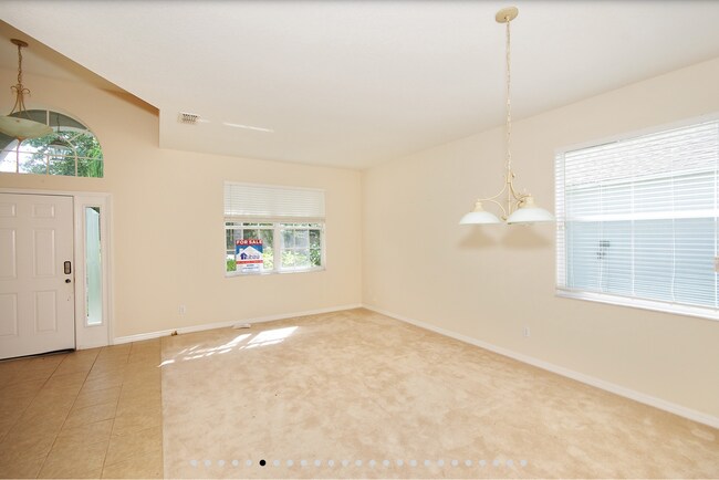 Building Photo - 9813 Secret Cove Ln