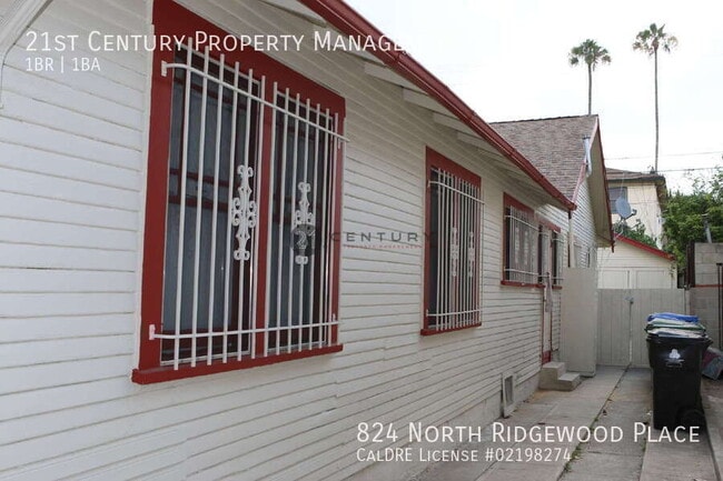 Building Photo - 824 N Ridgewood Pl