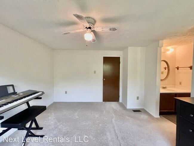 Building Photo - 3 br, 3.5 bath House - 7719 Eagles Head Court