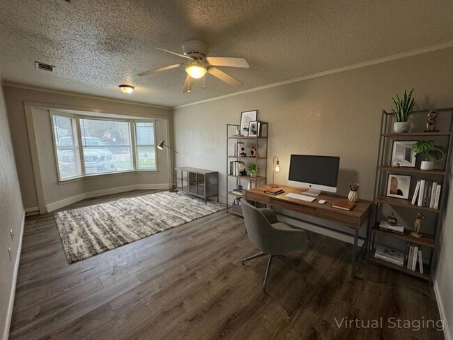 Building Photo - 1402 Hammond Dr