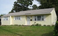 Building Photo - 1632 Janke Rd
